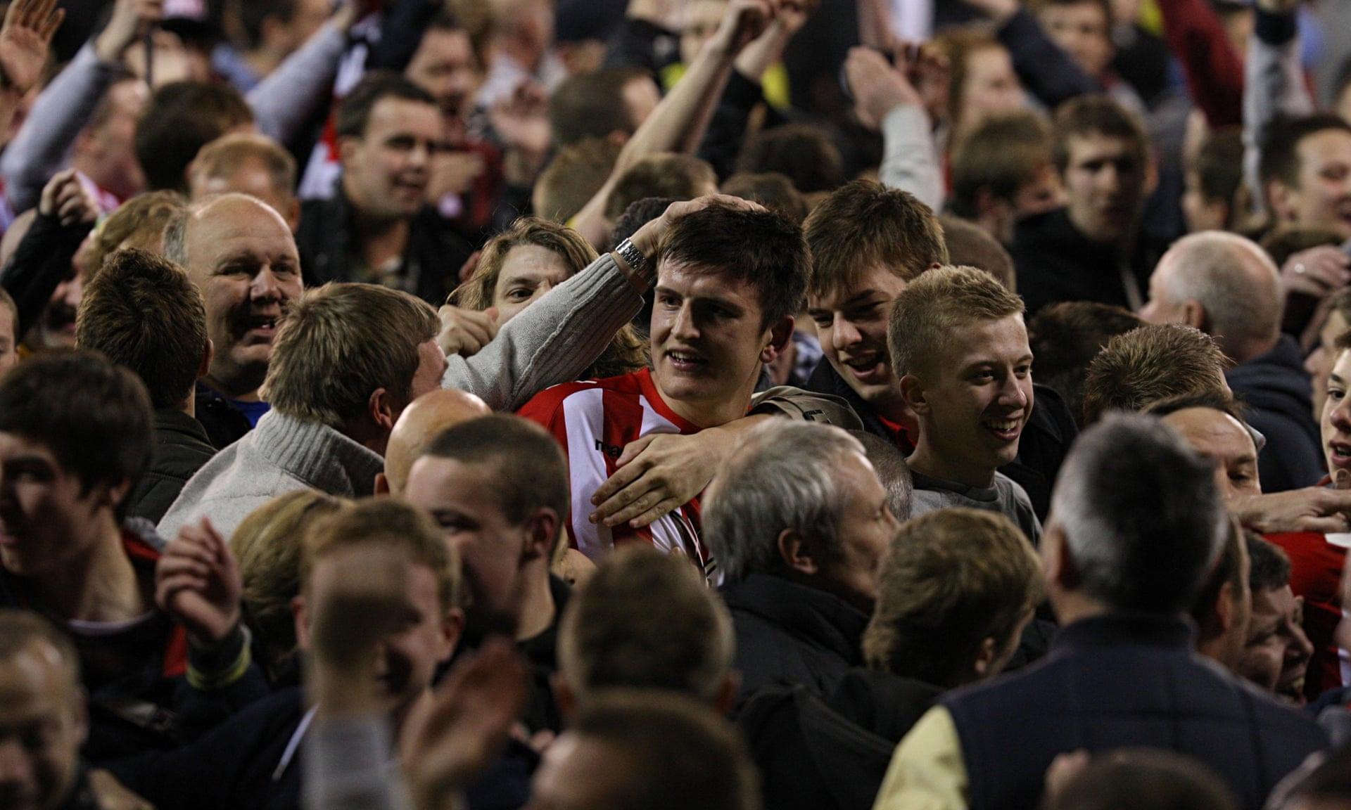 员之间的团 员之间的团